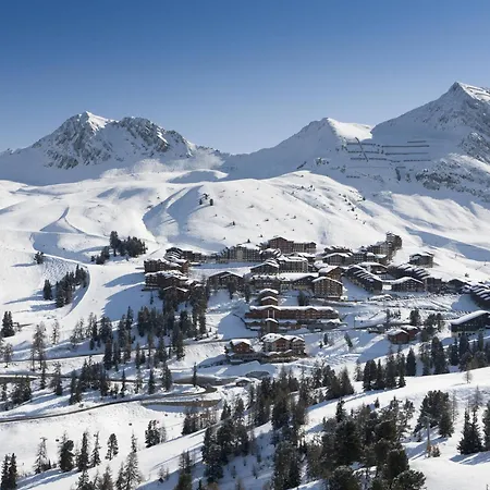 Apartment Cosy Sur Les Pistes Avec Balcon Et Wifi - Fr-1-455-1 *